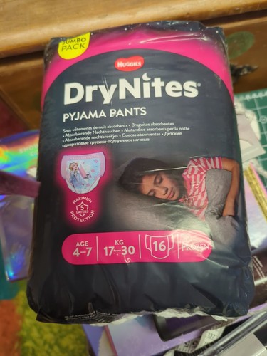 Huggies dry nites - dry,